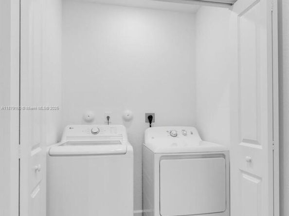 2357 NW 122nd Ter, Miami FL 33167