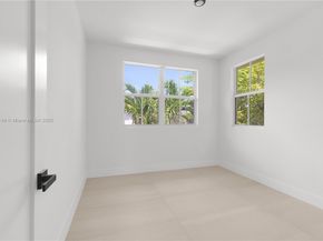 10829 NW 79th St, Doral FL 33178