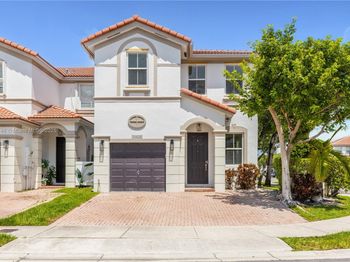 10829 NW 79th St