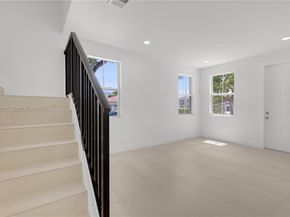 10829 NW 79th St, Doral FL 33178