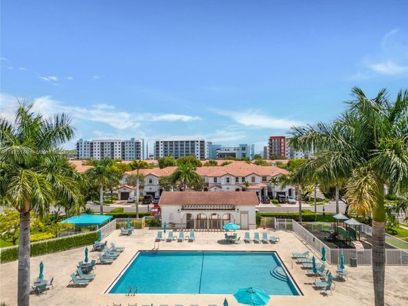 10829 NW 79th St, Doral FL 33178