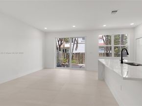 10829 NW 79th St, Doral FL 33178