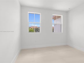 10829 NW 79th St, Doral FL 33178