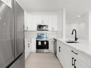 10829 NW 79th St, Doral FL 33178