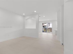 10829 NW 79th St, Doral FL 33178