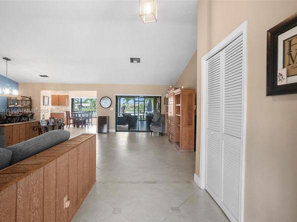 13317 NW 8th Ct, Sunrise FL 33325