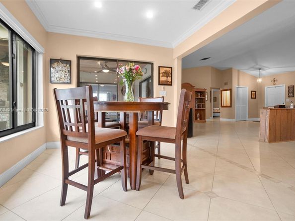 13317 NW 8th Ct, Sunrise FL 33325