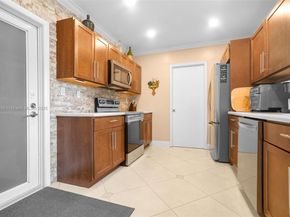 13317 NW 8th Ct, Sunrise FL 33325