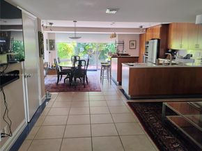 612 NE 27th Ave, Hallandale Beach FL 33009