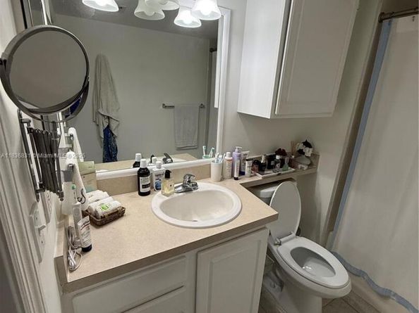 2665 SW 37th Ave 1213, Miami FL 33133