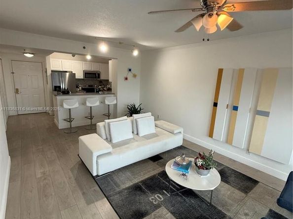 2665 SW 37th Ave 1213, Miami FL 33133
