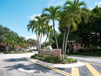 730 NW 91st Ter