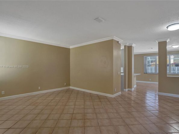 797 Chimney Rock Rd, Weston FL 33327