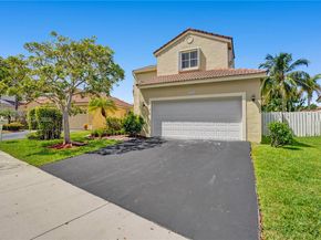 797 Chimney Rock Rd, Weston FL 33327