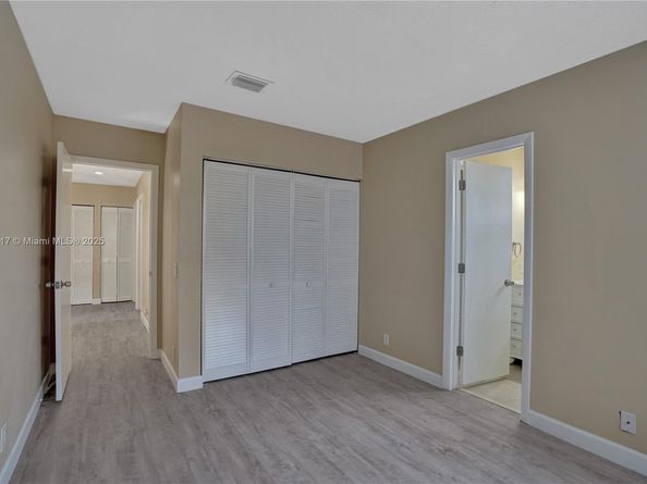 797 Chimney Rock Rd, Weston FL 33327
