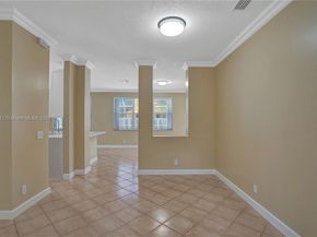 797 Chimney Rock Rd, Weston FL 33327