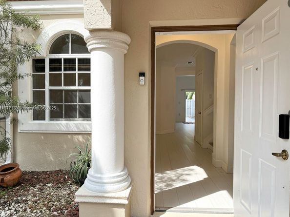 Undisclosed Address #A11917333, Miramar FL 33027