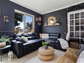 405 SW 73rd Ave, North Lauderdale FL 33068