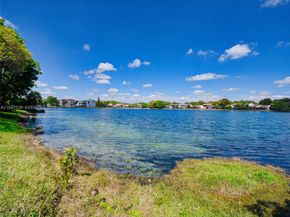 671 NE 195th St 329E, Miami FL 33179