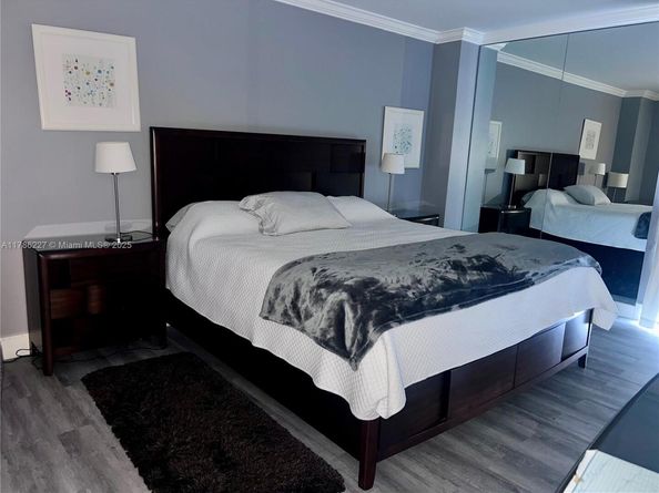 3625 N Country Club Dr 902, Aventura FL 33180