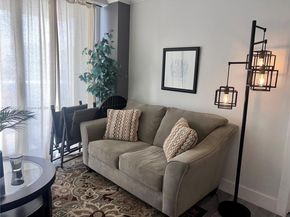 3625 N Country Club Dr 902, Aventura FL 33180