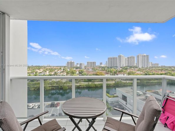 3625 N Country Club Dr 902, Aventura FL 33180