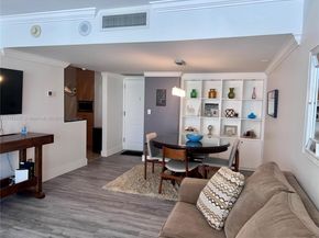 3625 N Country Club Dr 902, Aventura FL 33180