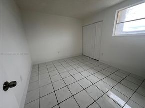 1104 W 44th St 87, Hialeah FL 33012