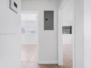 6209 Dawson St, Hollywood FL 33023