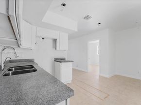 6209 Dawson St, Hollywood FL 33023