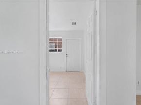 6209 Dawson St, Hollywood FL 33023