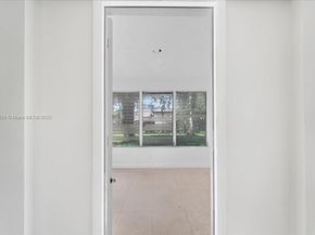 6209 Dawson St, Hollywood FL 33023