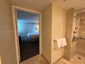 2670 E Sunrise Blvd 302, Fort Lauderdale FL 33304