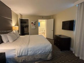 2670 E Sunrise Blvd 302, Fort Lauderdale FL 33304