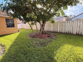 942 Briar Ridge Rd, Weston FL 33327