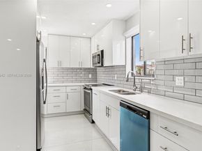 12237 SW 193rd St, Miami FL 33177