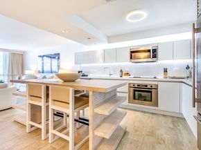 102 24th St 1016, Miami Beach FL 33139