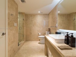 102 24th St 1016, Miami Beach FL 33139