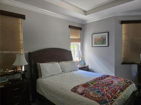 11141 NW 77th Ter, Doral FL 33178