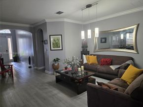 11141 NW 77th Ter, Doral FL 33178