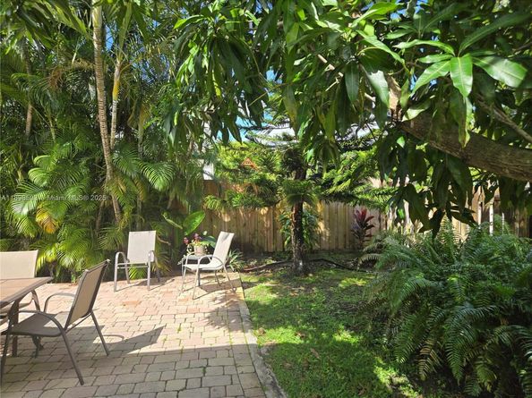 11141 NW 77th Ter, Doral FL 33178