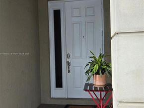 11141 NW 77th Ter, Doral FL 33178