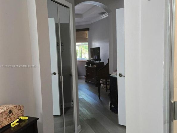 11141 NW 77th Ter, Doral FL 33178