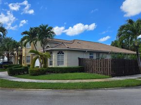 11141 NW 77th Ter, Doral FL 33178