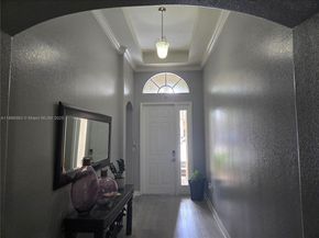 11141 NW 77th Ter, Doral FL 33178