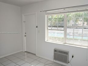6565 Santona St B5, Coral Gables FL 33146