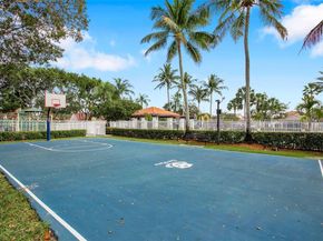 850 Sorrento Dr, Weston FL 33326