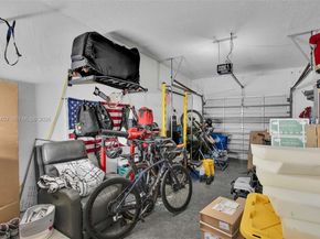 850 Sorrento Dr, Weston FL 33326