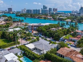 6420 Pinetree Drive Cir, Miami Beach FL 33141