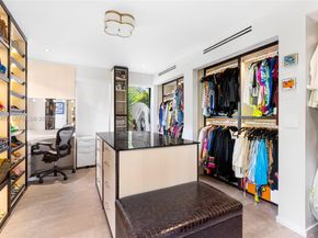 6420 Pinetree Drive Cir, Miami Beach FL 33141